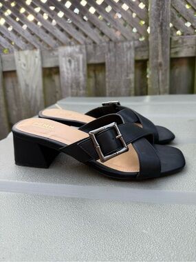 Penningtons Wide Width Block Heel Mules
